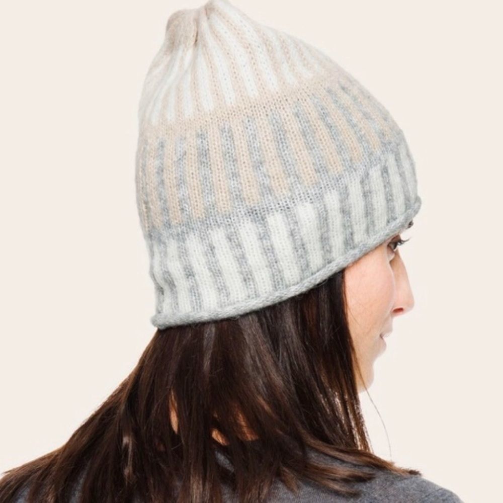Frye Alpaca Wool Blend Trendy Retro Style Block stripes beanie in Heather Gray